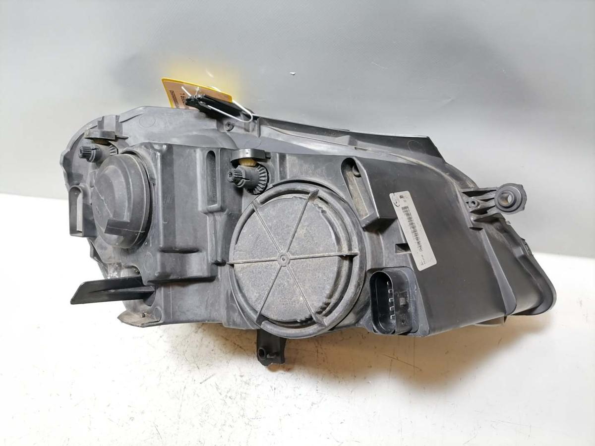 VW Polo 9N3 original Scheinwerfer vorn links Halogen Bj.2008